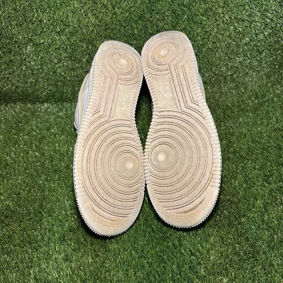 Size 10 - Nike Air Force 1 07 ESS Metallic Gold W - Picture 5 of 7